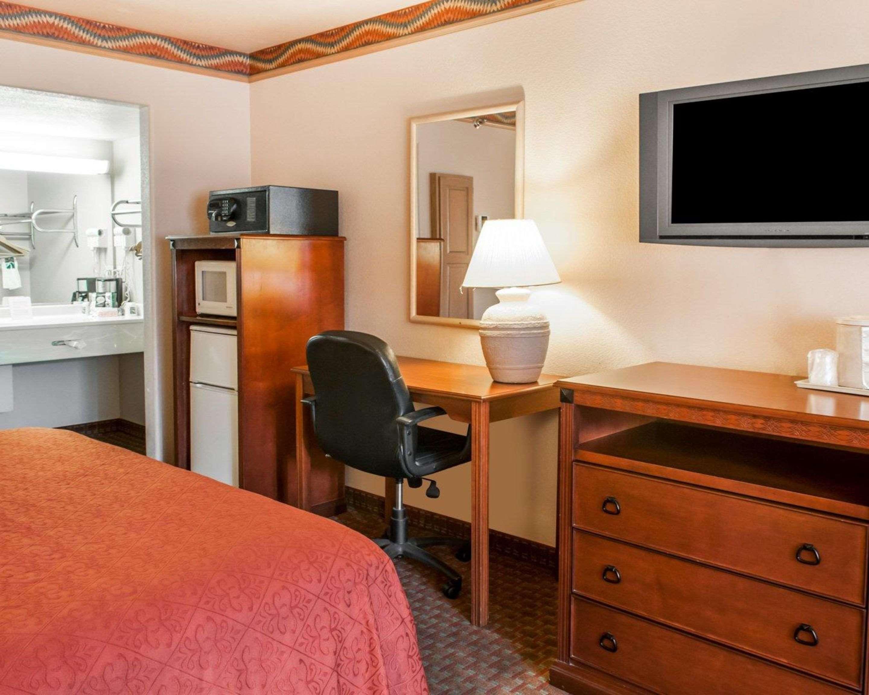 Quality Inn & Suites Las Cruces - University Area ภายนอก รูปภาพ