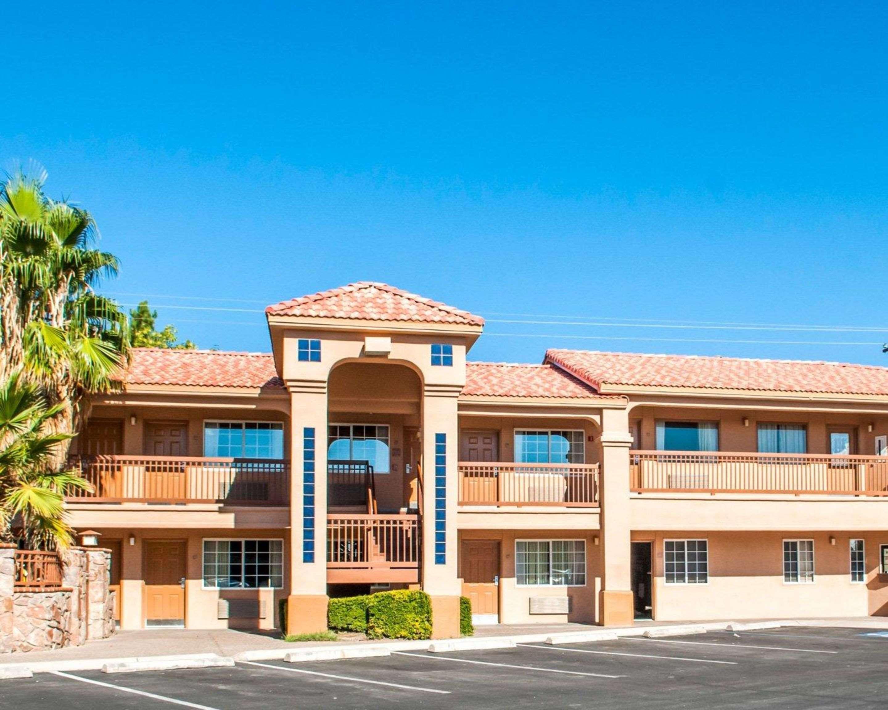 Quality Inn & Suites Las Cruces - University Area ภายนอก รูปภาพ