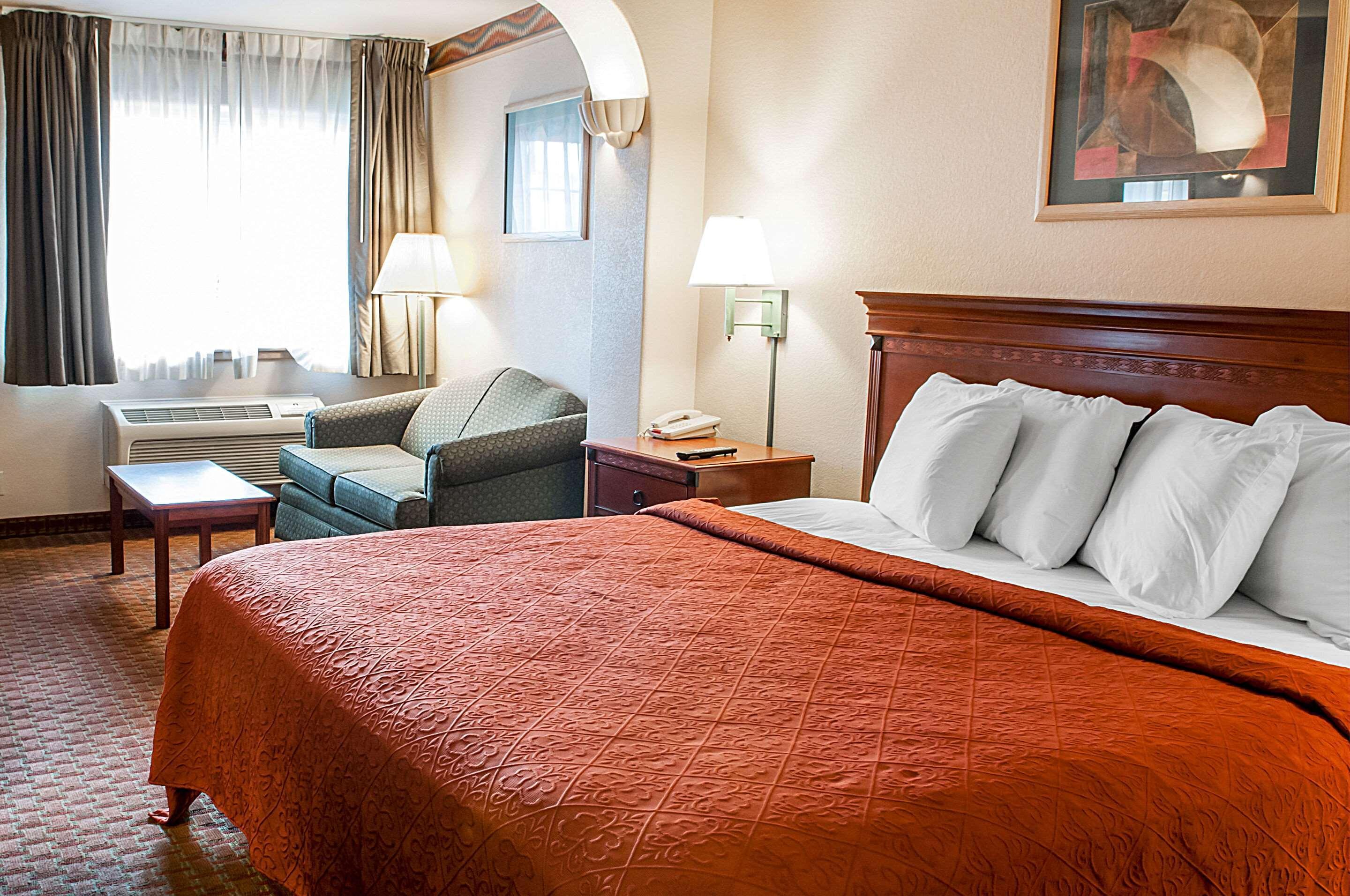 Quality Inn & Suites Las Cruces - University Area ภายนอก รูปภาพ