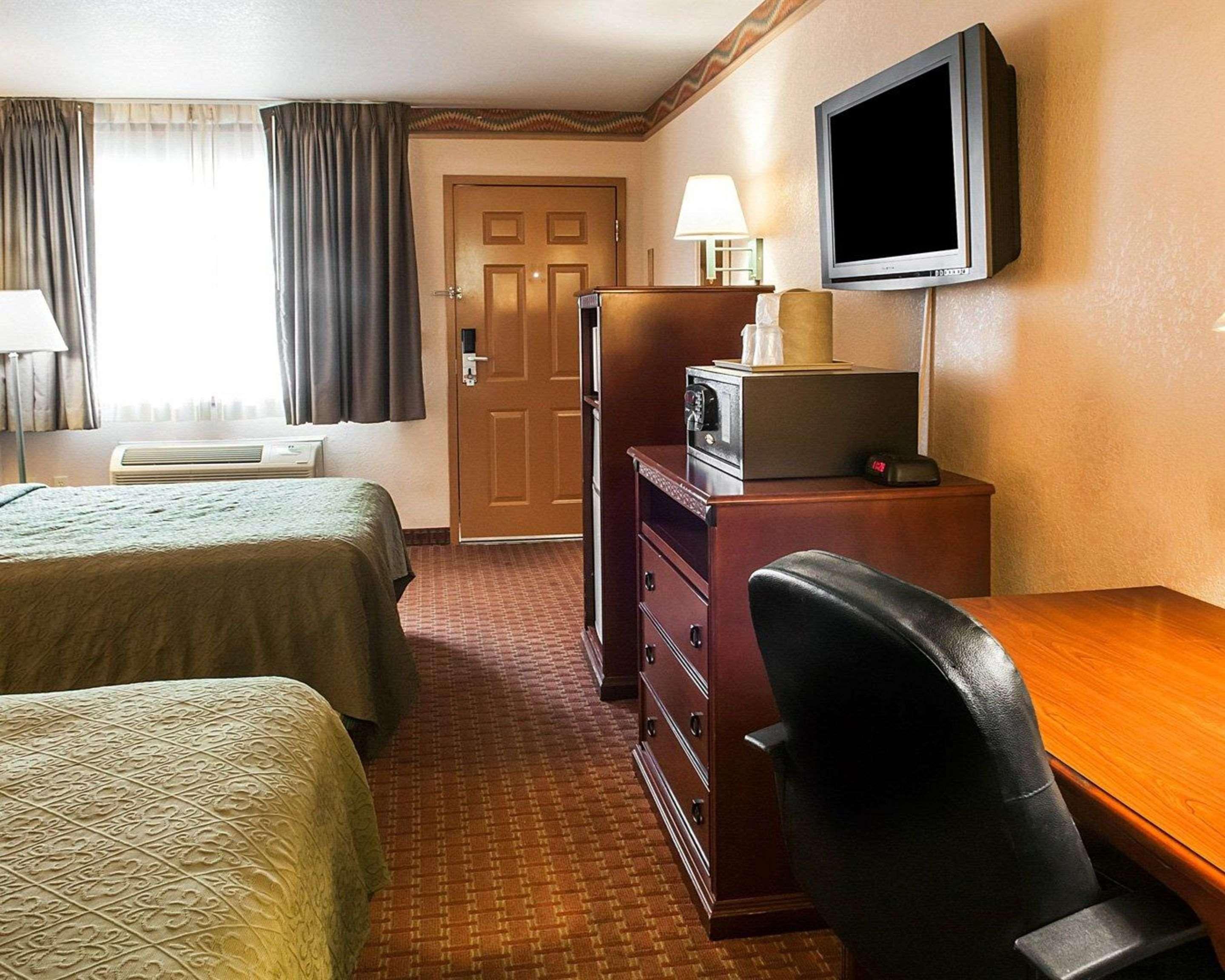 Quality Inn & Suites Las Cruces - University Area ภายนอก รูปภาพ