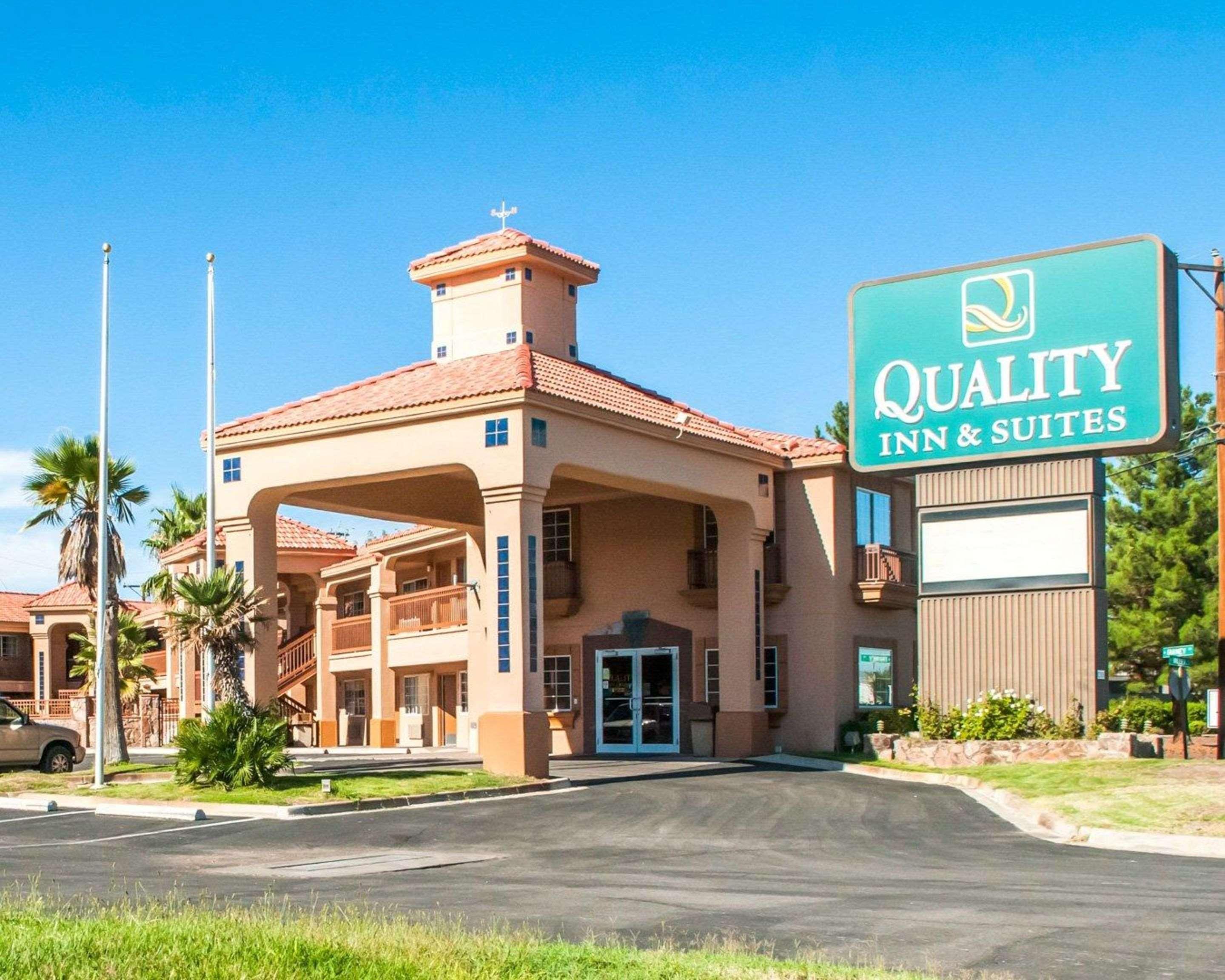 Quality Inn & Suites Las Cruces - University Area ภายนอก รูปภาพ