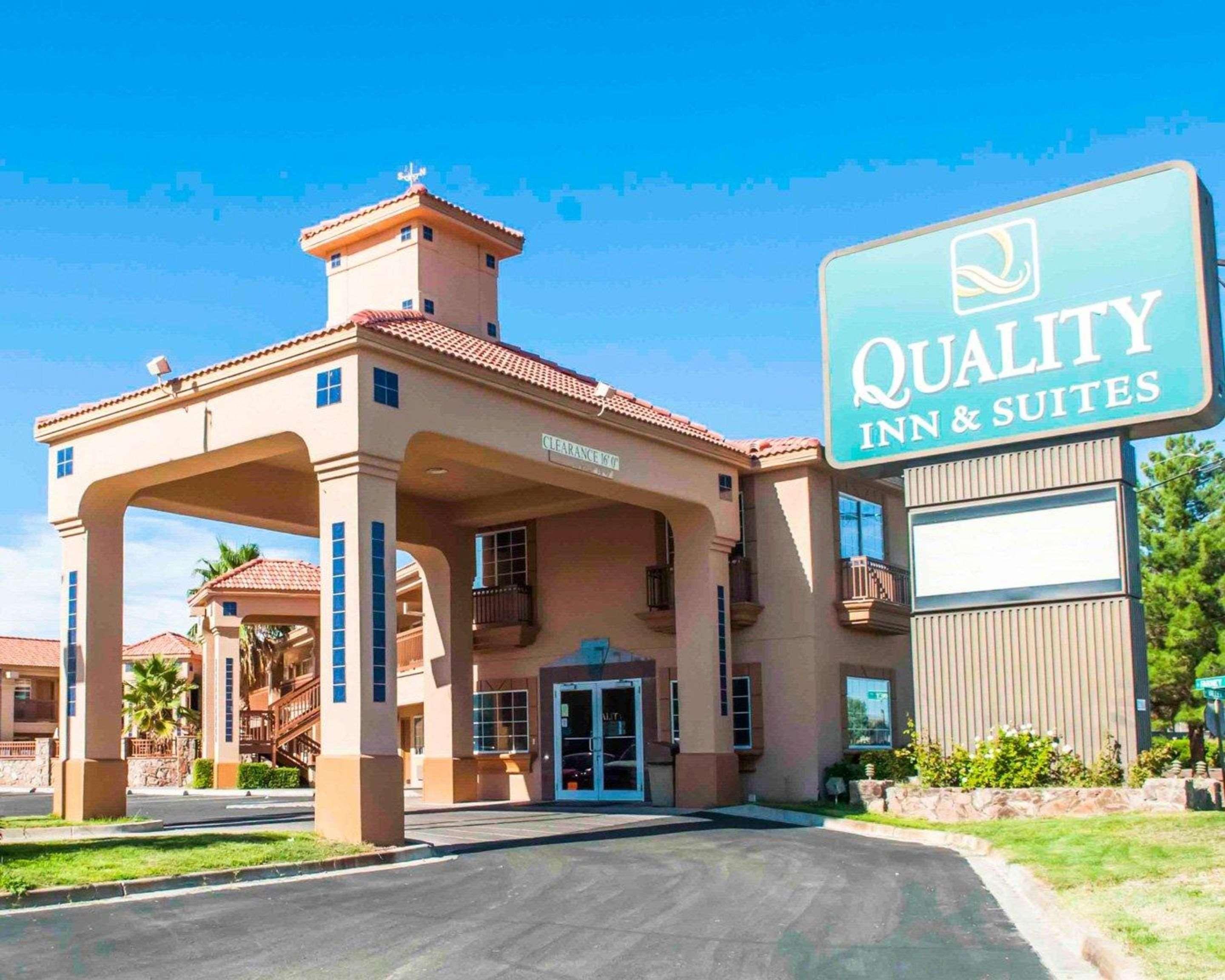 Quality Inn & Suites Las Cruces - University Area ภายนอก รูปภาพ